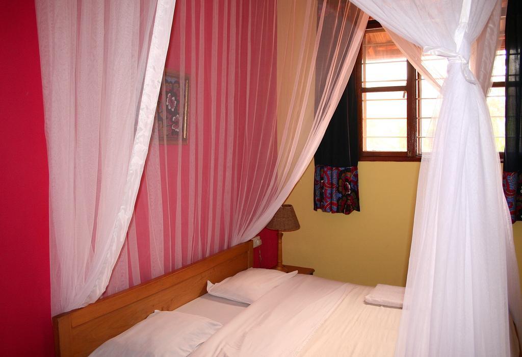 Hotel Acacia カンパラ 部屋 写真